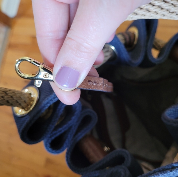 Michael Kors large marina rope drawstring shoulder hobo bag - Picture 4 of 7